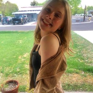 Meet your Posher, Haley